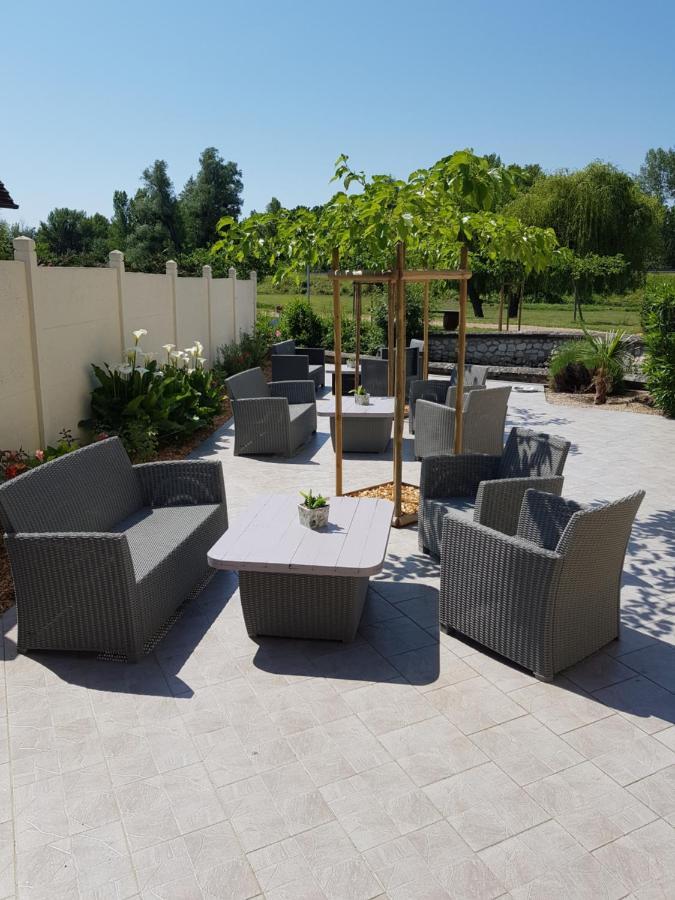 Hotel Restaurant Le Moulin De La Renne Adults Only Proche Zoo De Beauval Thesee Exterior photo