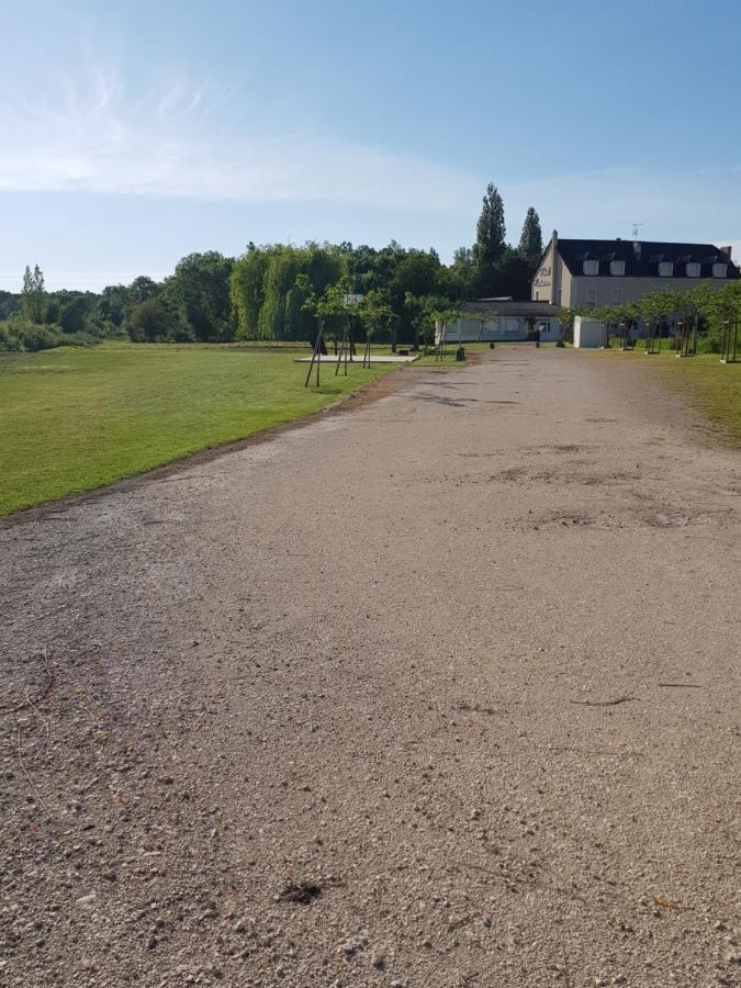 Hotel Restaurant Le Moulin De La Renne Adults Only Proche Zoo De Beauval Thesee Exterior photo